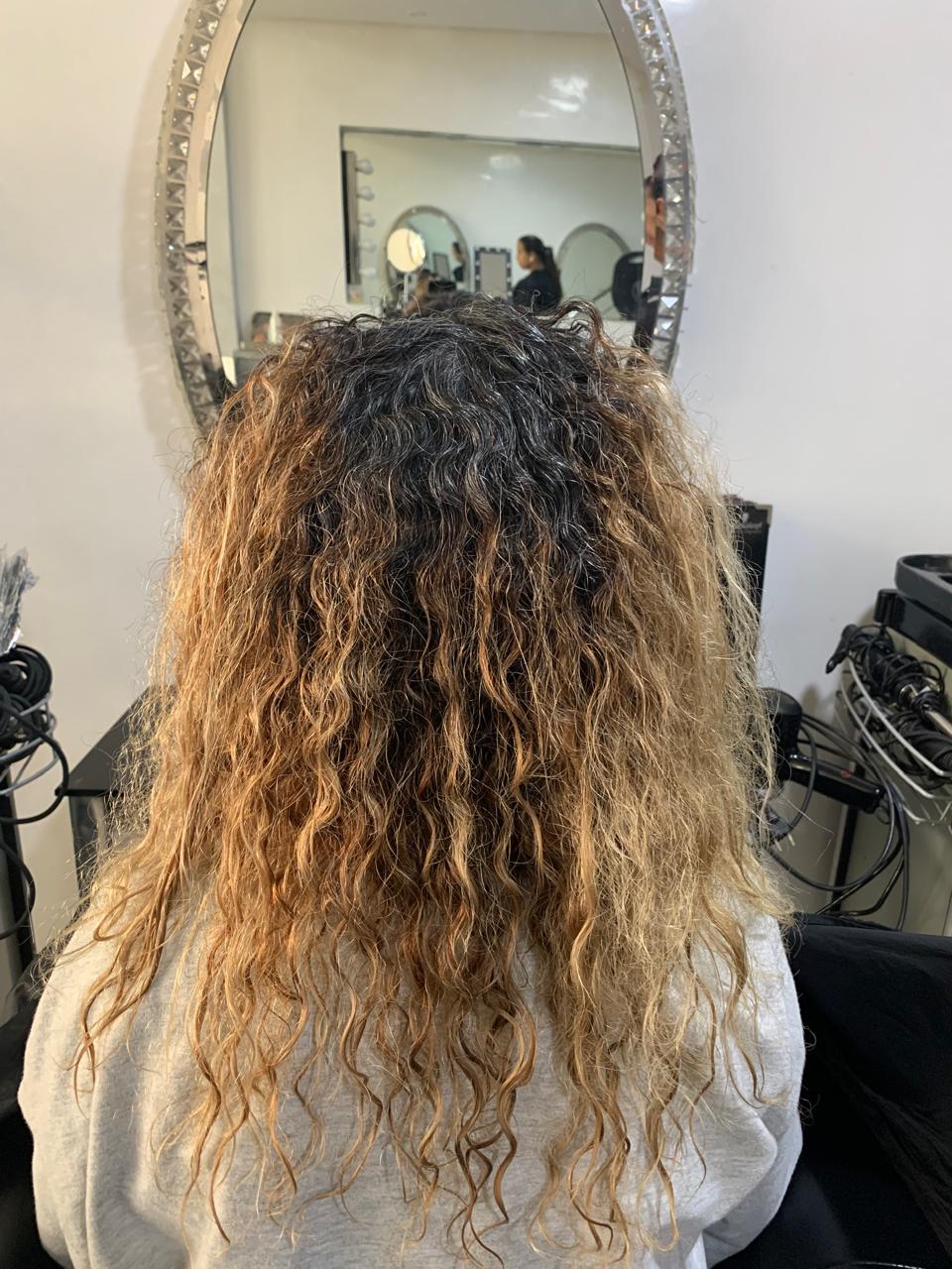 Transformation 3 : cheveux avant la prestation